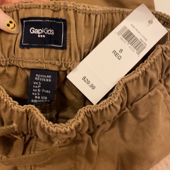 Boy’s khaki jogger pants by Gap - Picture 4 of 5